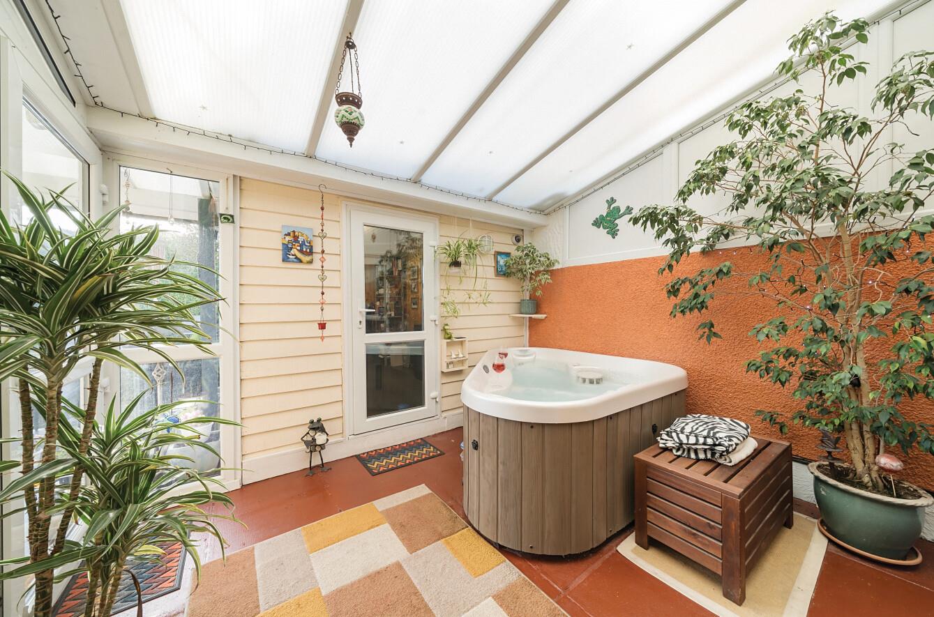 Queens Road, Sketty, Swansea, SA2 0SD